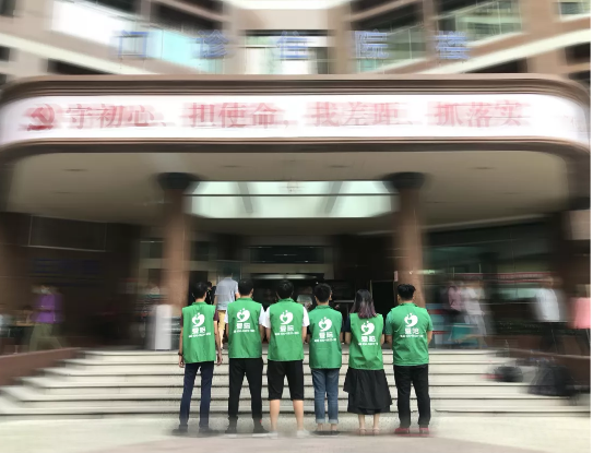 奮斗吧！共享陪護(hù)床小哥百煉成鋼！