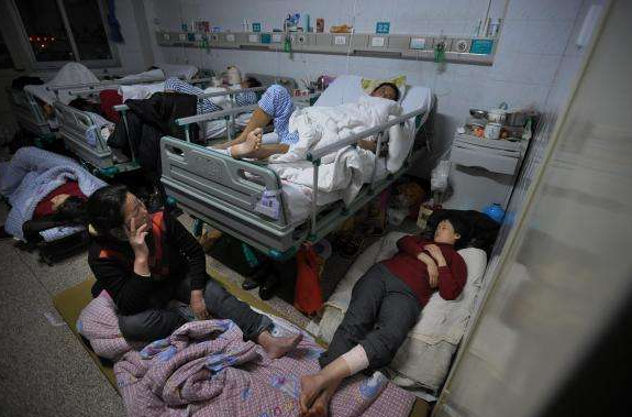 共享陪護(hù)床營造整潔舒適、安靜有序的病區(qū)環(huán)境