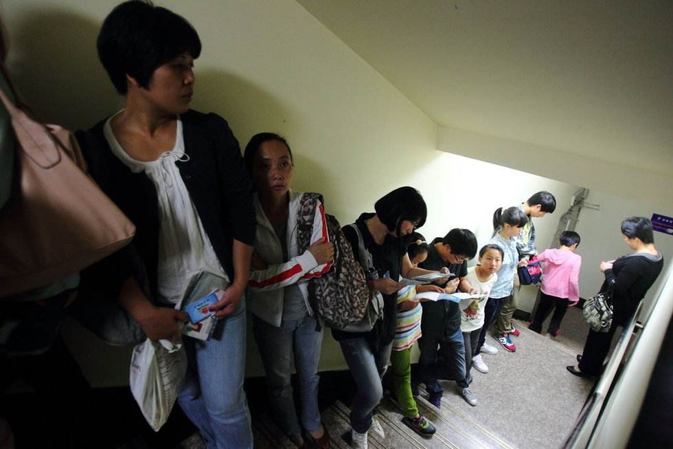 三甲醫(yī)院"急診"成"擠診" 大醫(yī)院為何人滿為患？