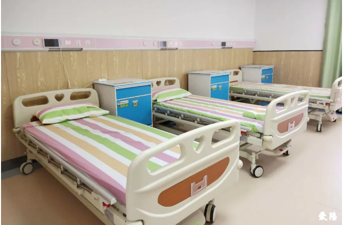 愛(ài)陪共享陪護(hù)床加盟0元合作代理?yè)屨妓{(lán)?？瞻资袌?chǎng)