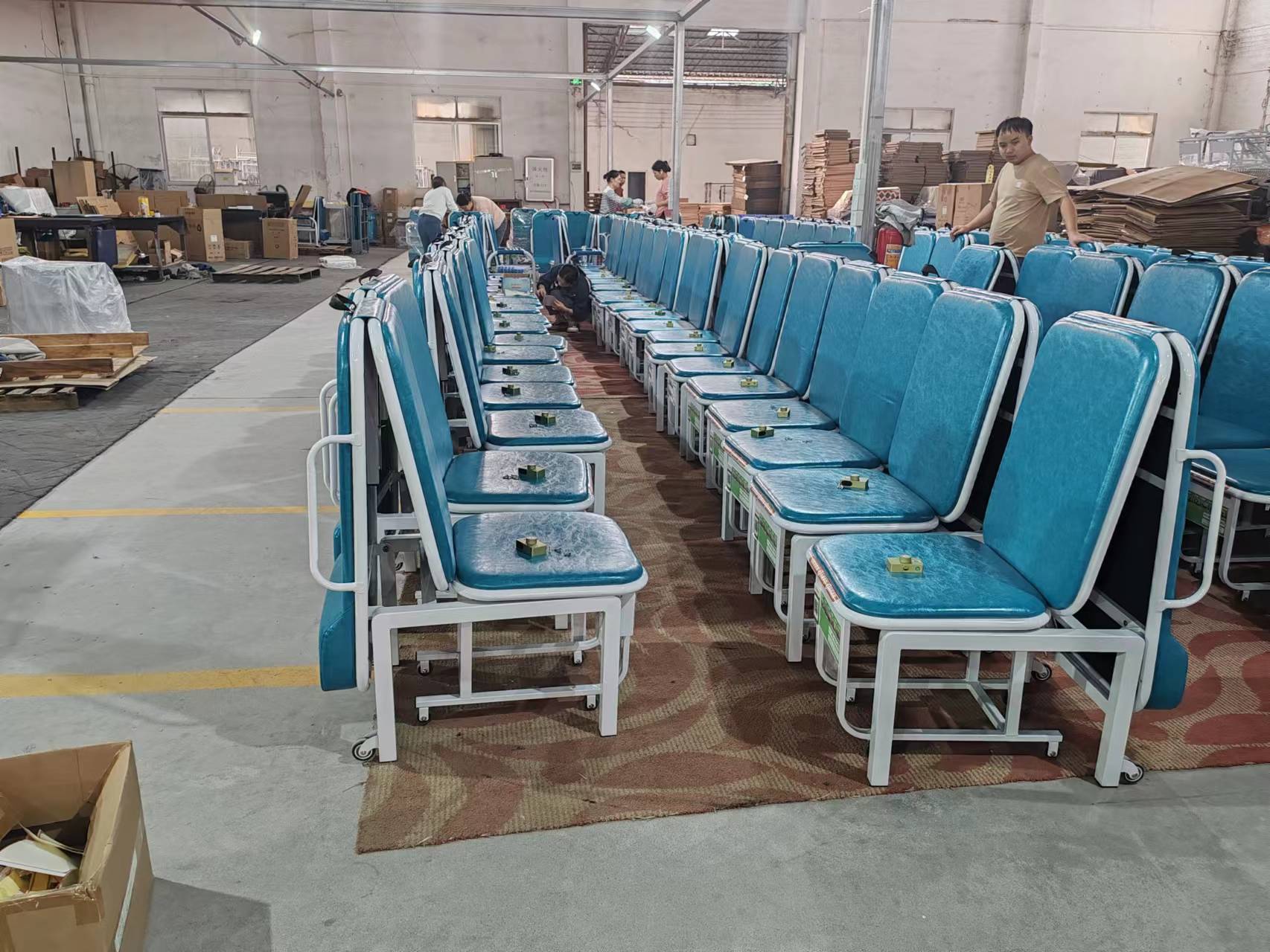 2024年全新創(chuàng)業(yè)商機，如何代理做好共享陪護床項目？