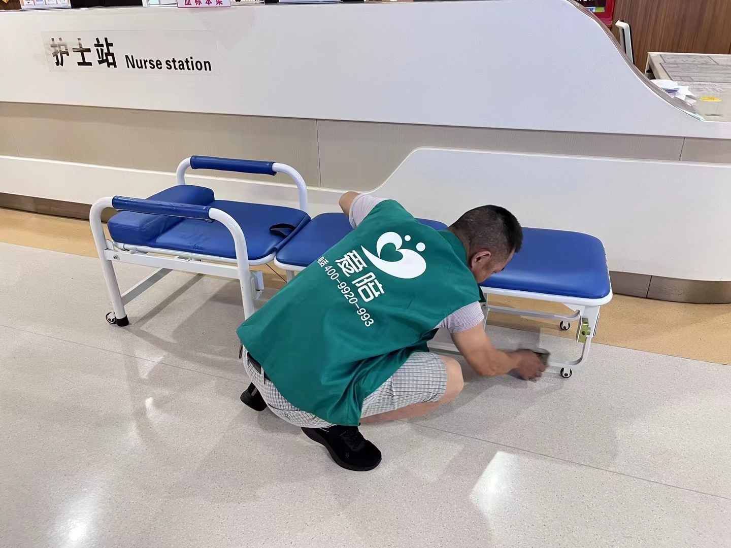 愛陪共享陪護床：助力醫(yī)療陪護招投標，三甲醫(yī)院力推高效便捷服務(wù)